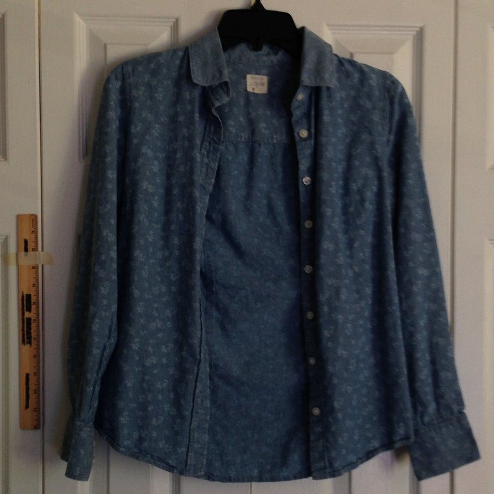 J.Crew women's button down long sleeve shirt